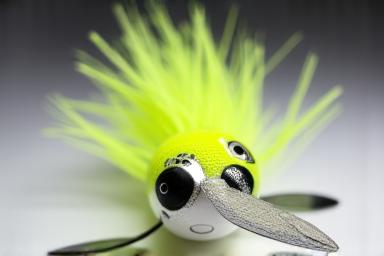Durable white and chartreuse spinnerbait lure